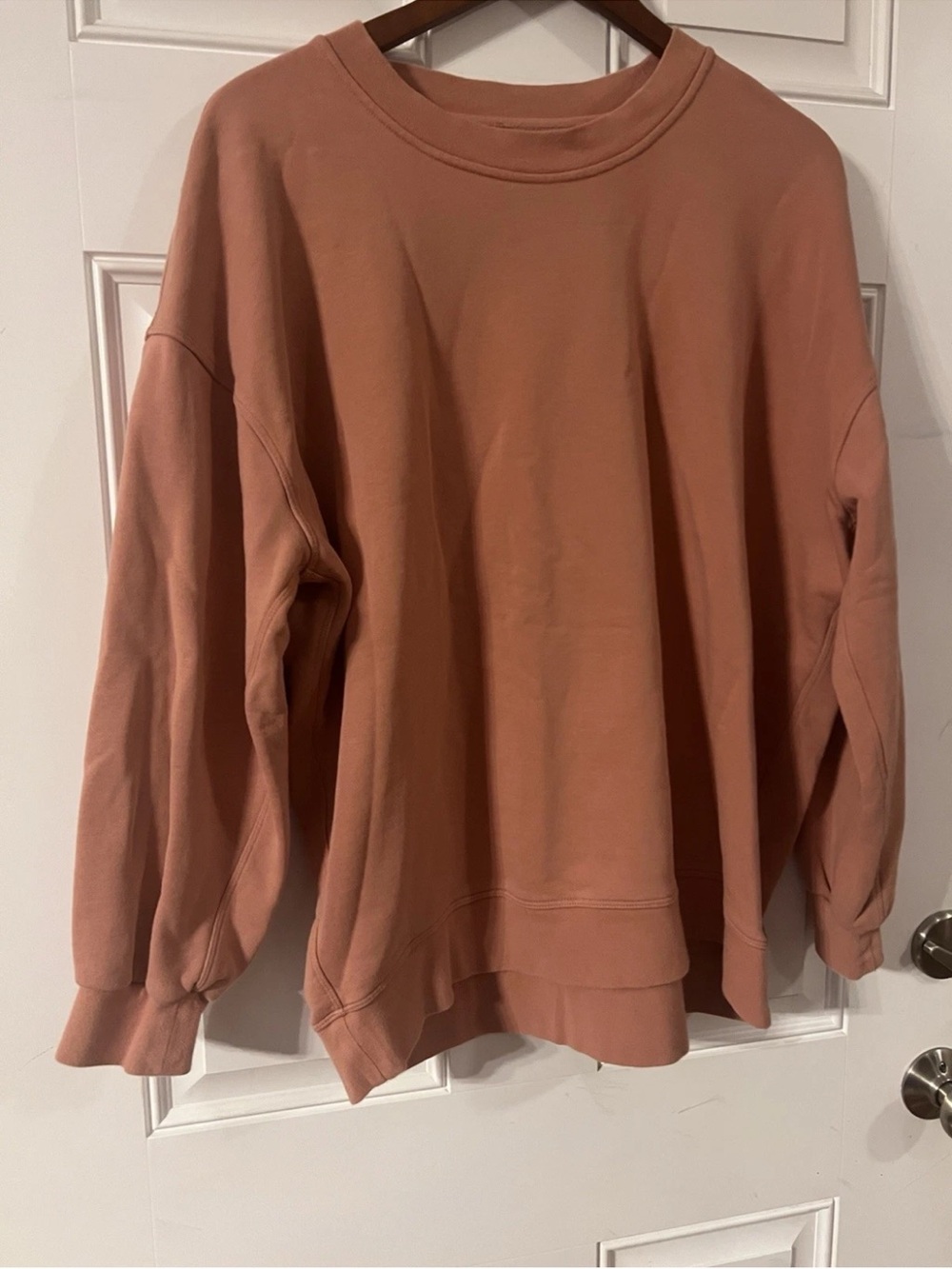 Lululemon Size Large Crewneck